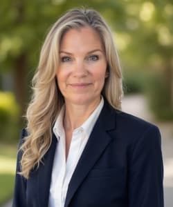 Tracy - Financial Consultant at Practice Launch 90